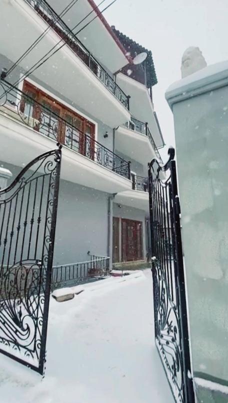 Oda Guest House Корча Екстер'єр фото